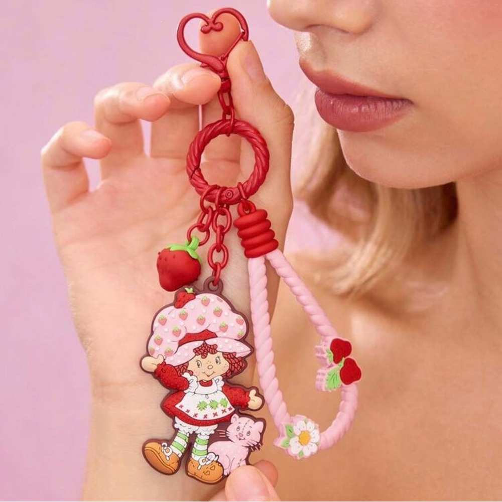NWOT Strawberry Shortcake Keychain with Heart Clip
